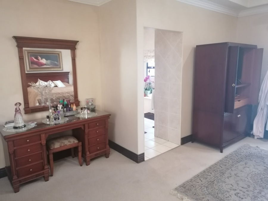 5 Bedroom Property for Sale in Doringkruin North West